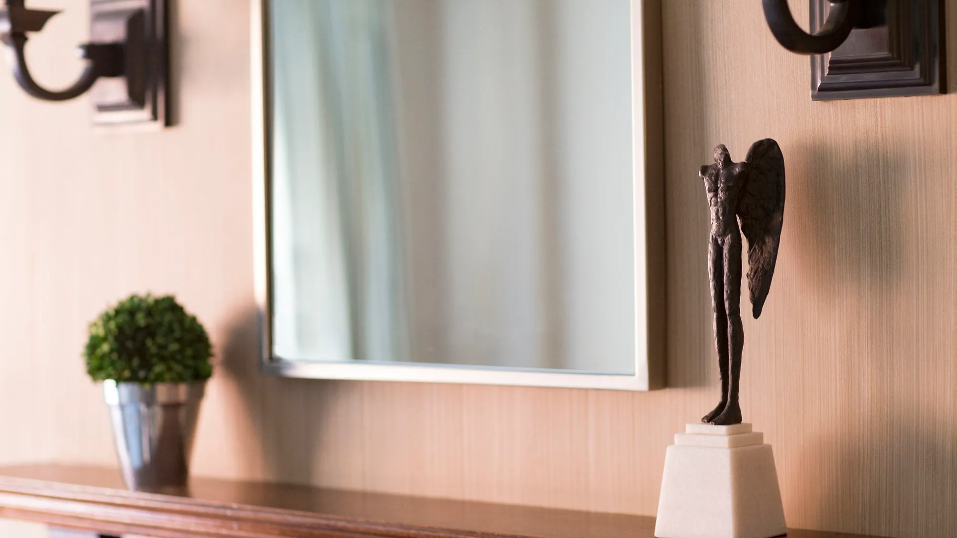 Lowell Hotel New York 5*,  United States